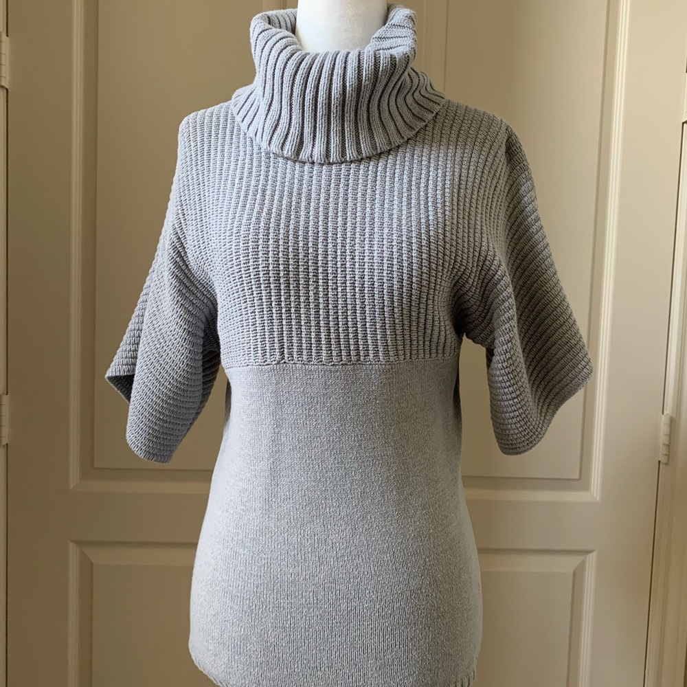 FINAL PRICE! BCBG Sweater